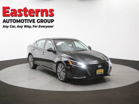 Used 2024 Nissan Altima 2.5 SL AWD/4WD image 50