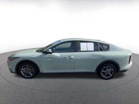 Used 2025 Kia K4 FWD image 9