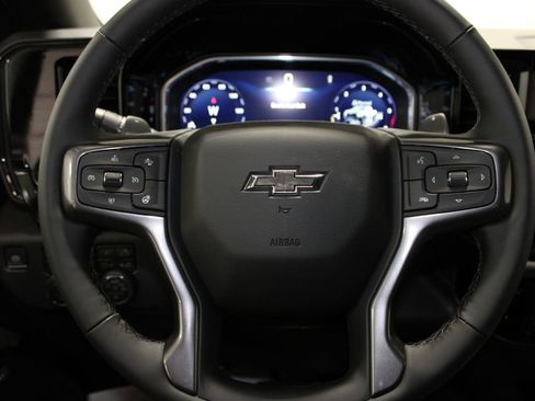 New 2026 Chevrolet Silverado 1500 ZR2 image 39