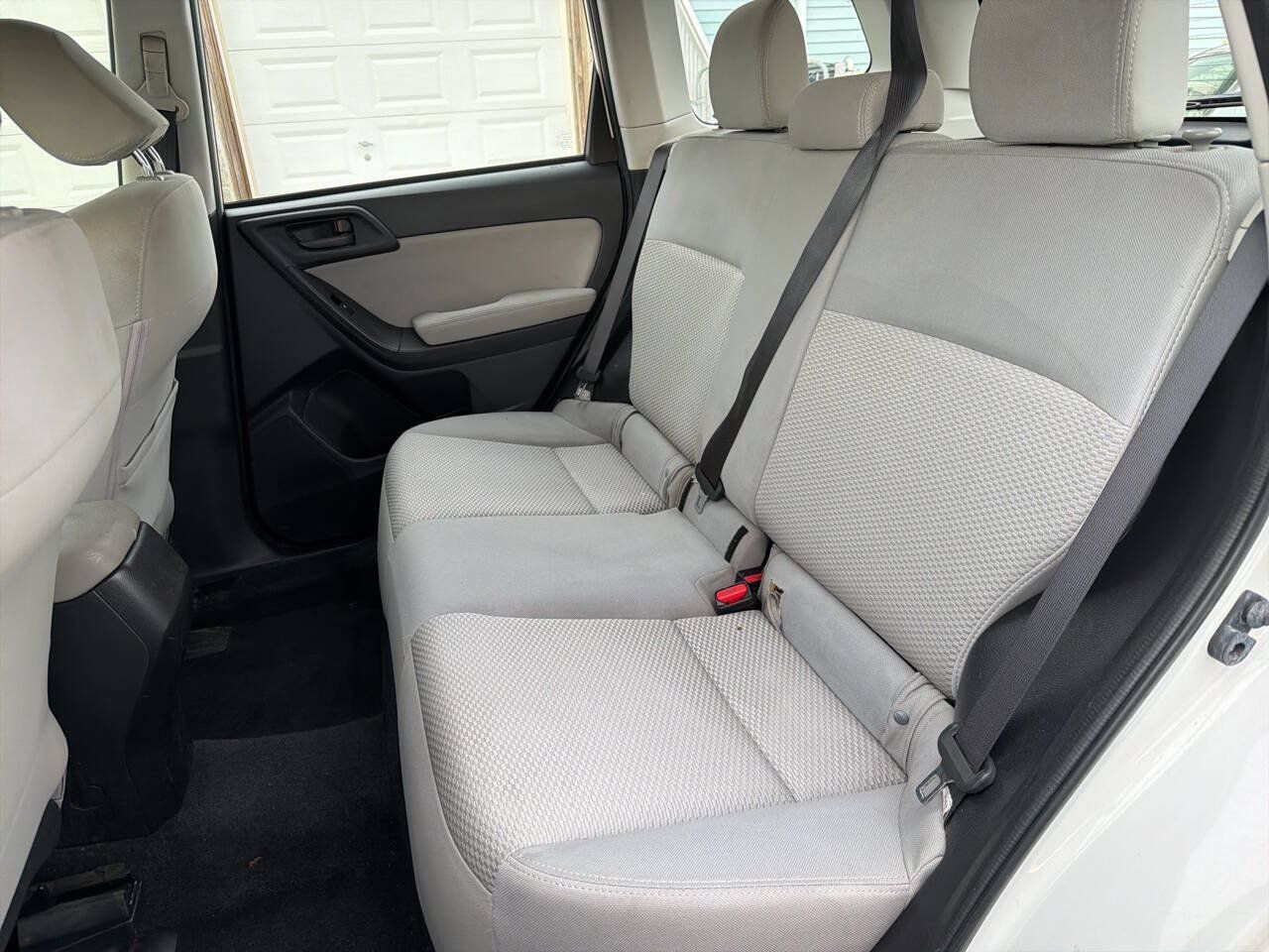 Used 2014 Subaru Forester 2.5i AWD/4WD image 24