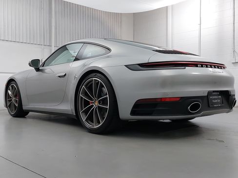 Certified 2024 Porsche 911 Carrera S RWD image 3