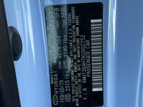 Used 2019 Hyundai Veloster N N image 29