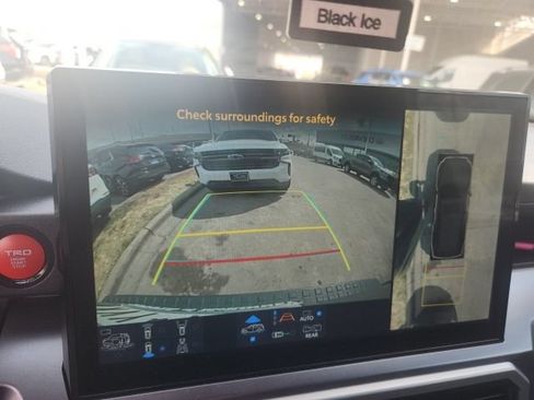 Used 2026 Toyota 4Runner TRD Sport Premium AWD/4WD image 9