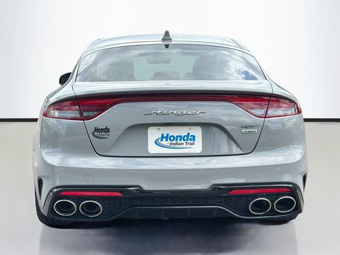 Used 2022 Kia Stinger GT2 AWD/4WD image 6