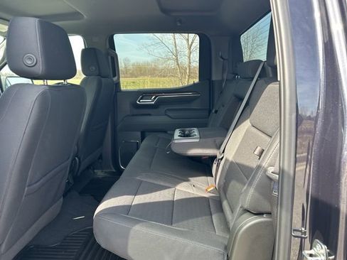Used 2025 GMC Sierra 1500 Elevation image 6