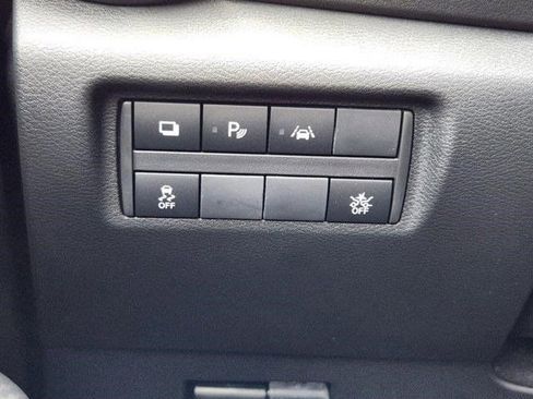 New 2025 Nissan Versa S w/ Trunk Package image 22