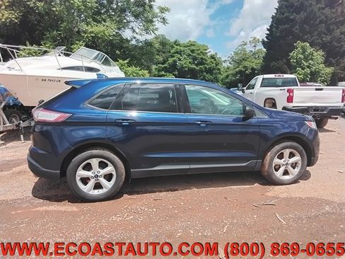 Used 2016 Ford Edge SE image 2