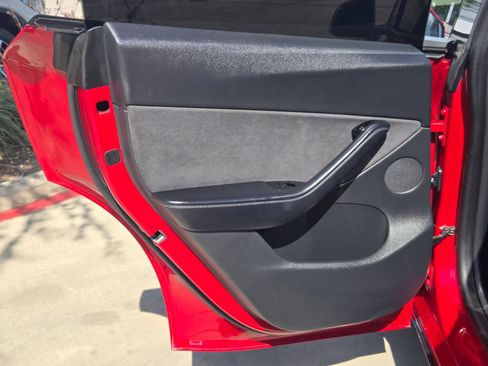Used 2020 Tesla Model Y Performance AWD/4WD image 20