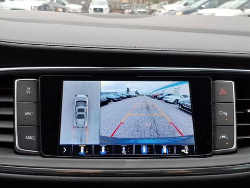 Used 2021 Buick Enclave Avenir w/ Avenir Technology Package image 18