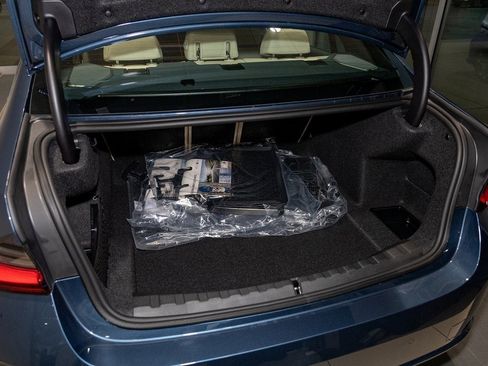 Used 2026 BMW 330i xDrive Sedan w/ Premium Package image 11