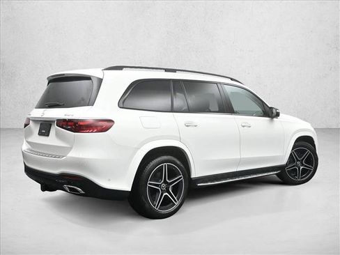 New 2026 Mercedes-Benz GLS 450 4MATIC image 2