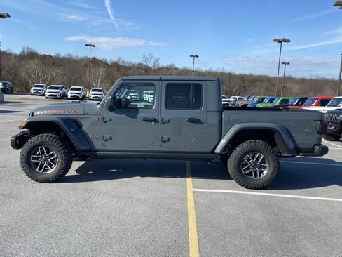 New 2026 Jeep Gladiator Mojave image 4