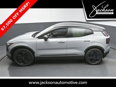 Used 2026 Volvo EX30 Cross Country Ultra image 43