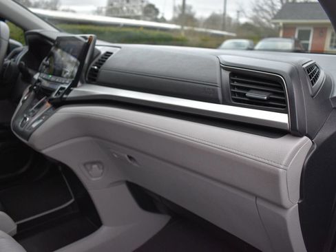 Used 2020 Honda Odyssey EX image 20