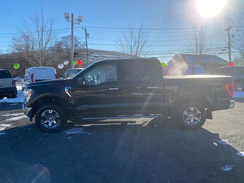 Used 2022 Ford F150 XLT w/ Equipment Group 302A High image 9