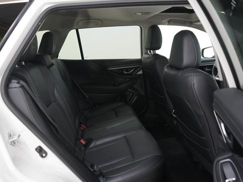 Used 2024 Subaru Outback Limited AWD/4WD image 12