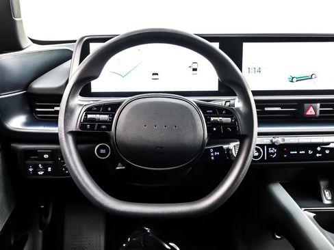 Used 2025 Hyundai Ioniq 6 SE image 18