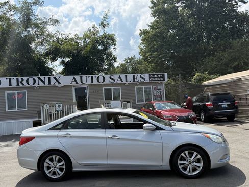 Used 2011 Hyundai Sonata Limited FWD image 5