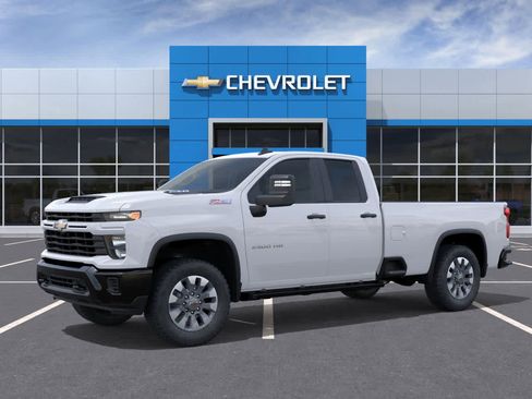 New 2026 Chevrolet Silverado 2500 Custom image 2