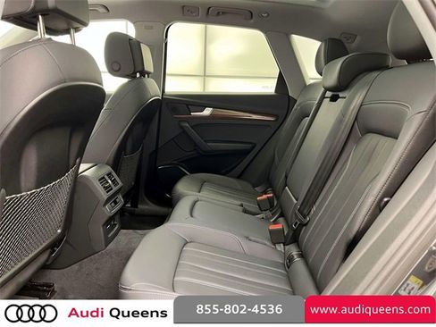 Certified 2023 Audi Q5 2.0T Premium w/ Convenience Package image 11