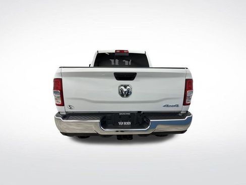 Used 2024 RAM 2500 Tradesman w/ Chrome Appearance Group image 12