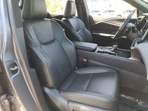 Used 2023 Lexus RX 350 Premium Plus w/ Cold Area Package FWD image 10
