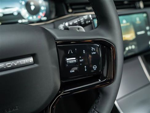 New 2026 Land Rover Range Rover Evoque S image 21