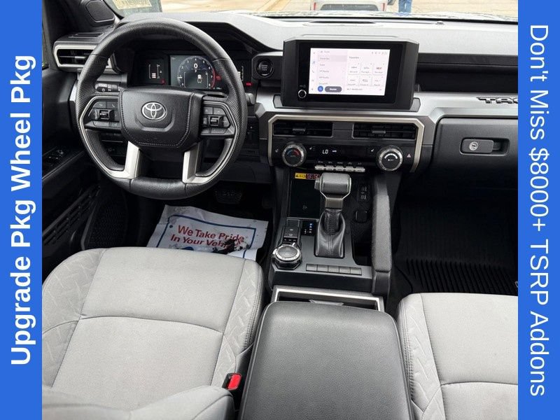 Used 2025 Toyota Tacoma SR5 AWD/4WD image 13