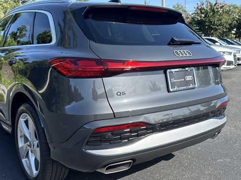 Used 2025 Audi Q5 Prestige AWD/4WD image 9