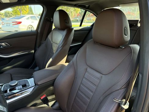 Used 2023 BMW M340i xDrive w/ Premium Package image 25