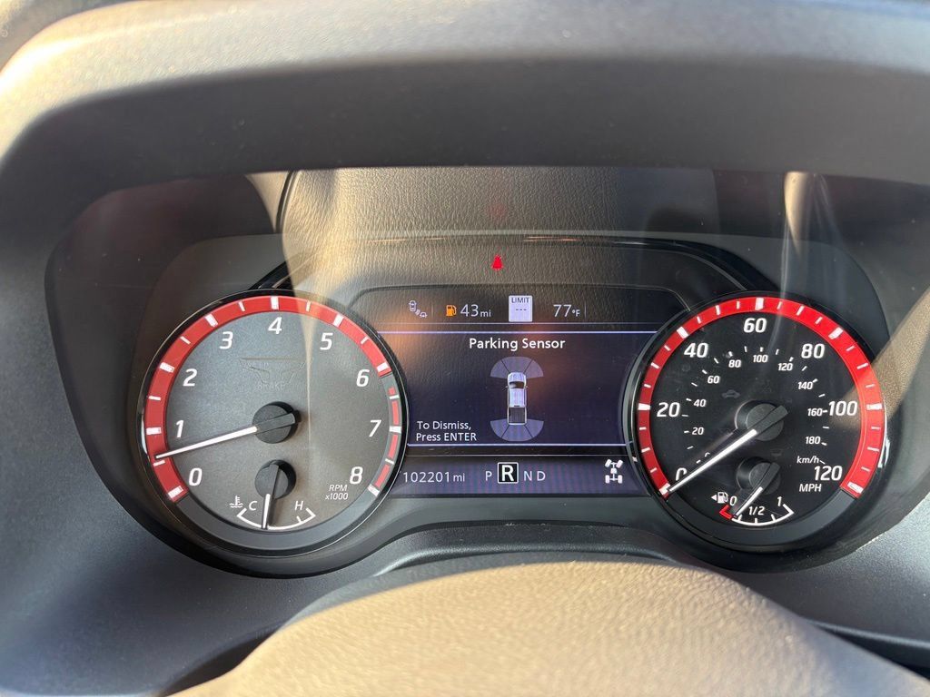 Used 2024 Nissan Titan PRO-4X w/ Pro-4x Convenience Package AWD/4WD image 32
