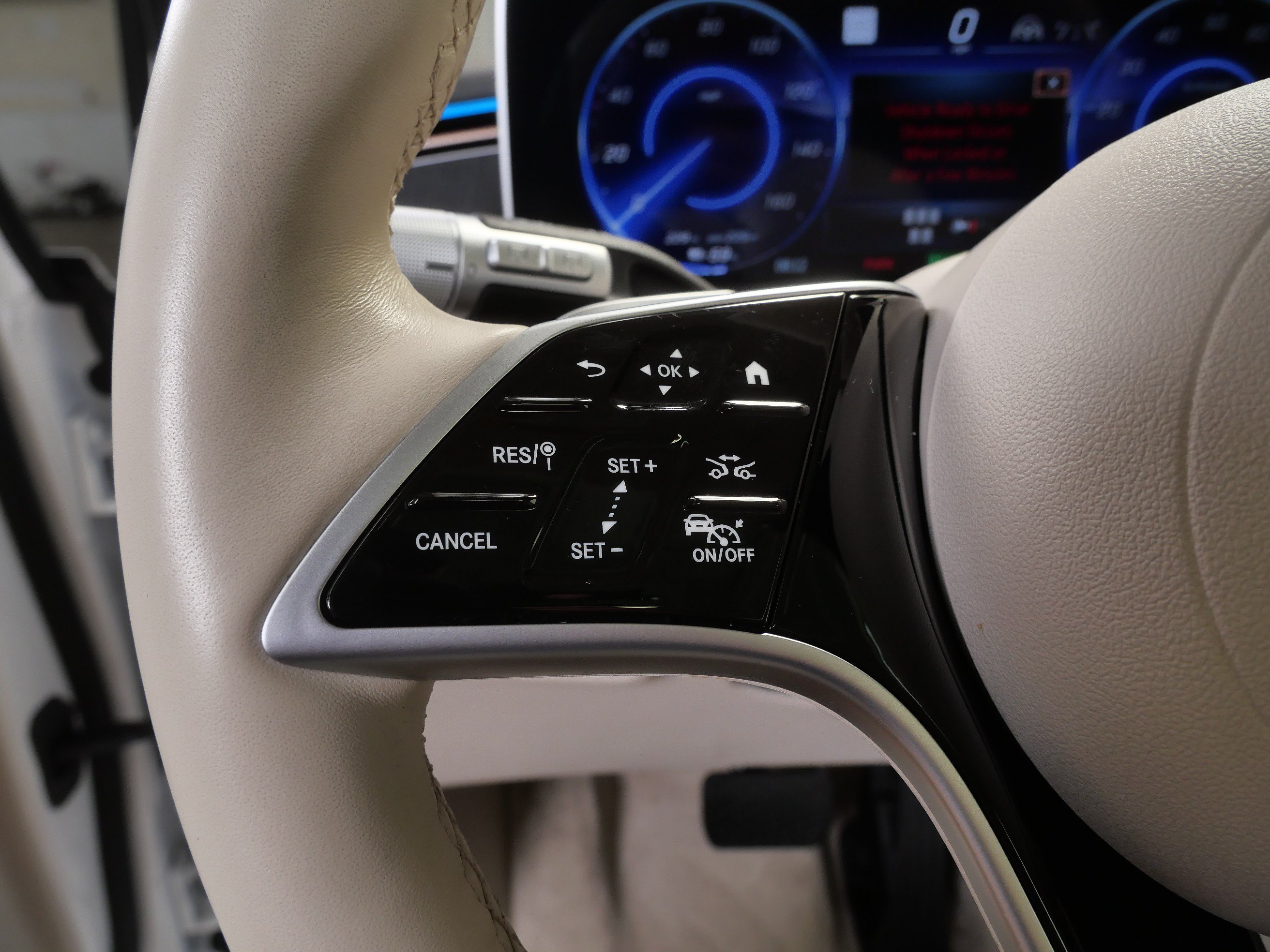 Certified 2023 Mercedes-Benz EQS 450+ 4MATIC SUV image 25