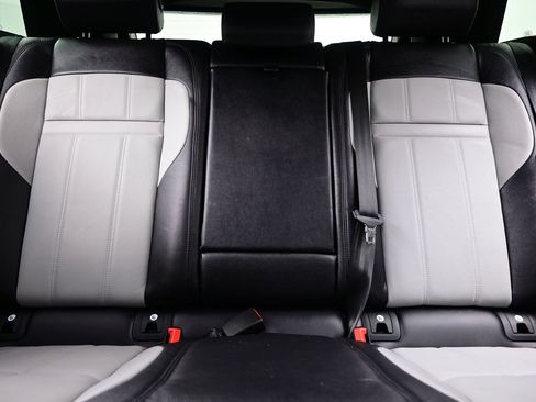 Used 2023 Land Rover Range Rover Evoque R-Dynamic S AWD/4WD image 16