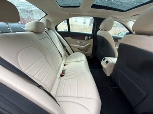 Used 2021 Mercedes-Benz C 300 4MATIC Sedan image 27