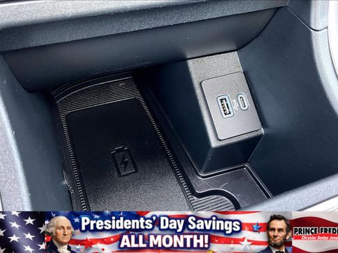 Used 2022 Ford Edge SEL w/ Convenience Package image 28