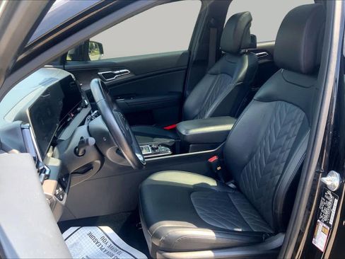 Certified 2023 Kia Sportage X-Line w/ X-Line Premium Package AWD/4WD image 8