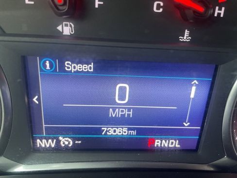 Used 2022 Chevrolet Blazer LT image 2