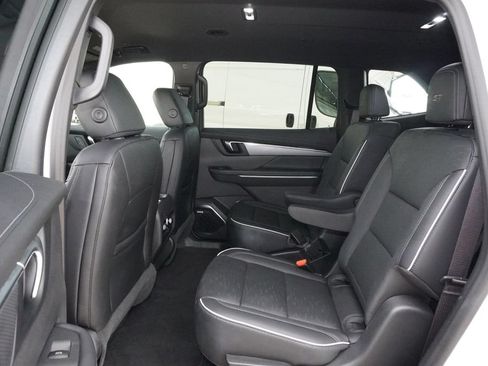 Used 2026 Buick Enclave Sport Touring FWD image 28