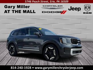 Used 2024 Kia Telluride EX w/ EX Captain's Chair Package AWD/4WD video 1