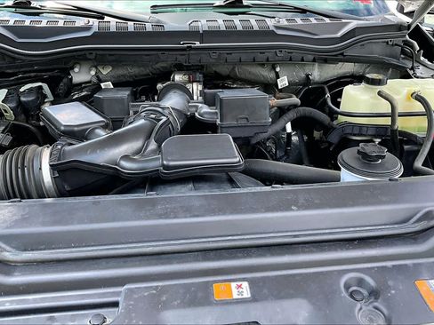 Certified 2022 Ford F250 XL w/ Power Equipment Group AWD/4WD image 26