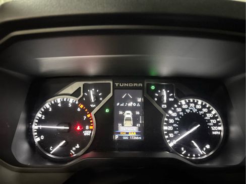 Used 2022 Toyota Tundra Limited w/ TRD Off-Road Package image 10