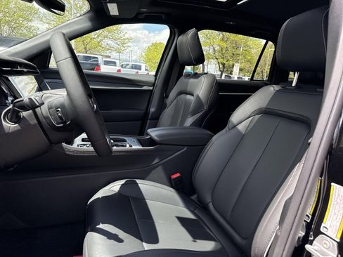 New 2025 Jeep Wagoneer S Limited image 18