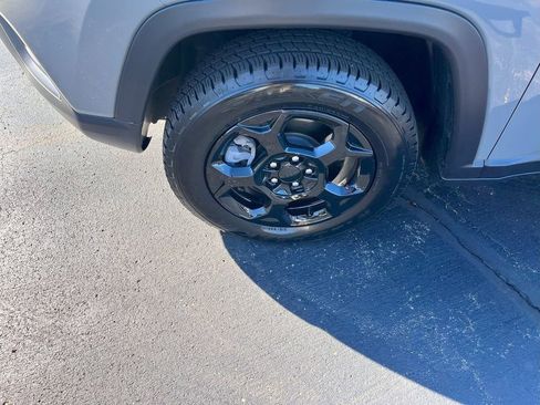 Used 2023 Jeep Compass Trailhawk w/ Trailhawk Convenience Group image 16