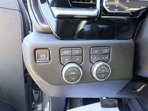 New 2026 GMC Sierra 1500 Elevation w/ Elevation Premium Package AWD/4WD image 13