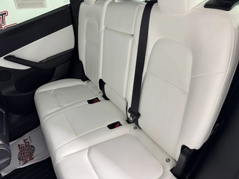 Used 2020 Tesla Model Y Long Range AWD/4WD image 36