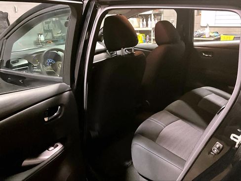 Used 2022 Nissan Leaf S Plus image 12