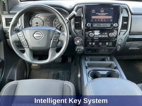 Used 2024 Nissan Titan SV AWD/4WD image 16