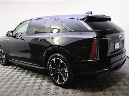 Used 2025 Cadillac Escalade IQ Sport 1 AWD/4WD image 3