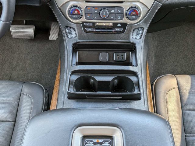 Used 2020 GMC Yukon Denali w/ Denali Ultimate Package AWD/4WD image 20