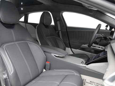 Used 2022 Lucid Air Dream Edition AWD/4WD image 14